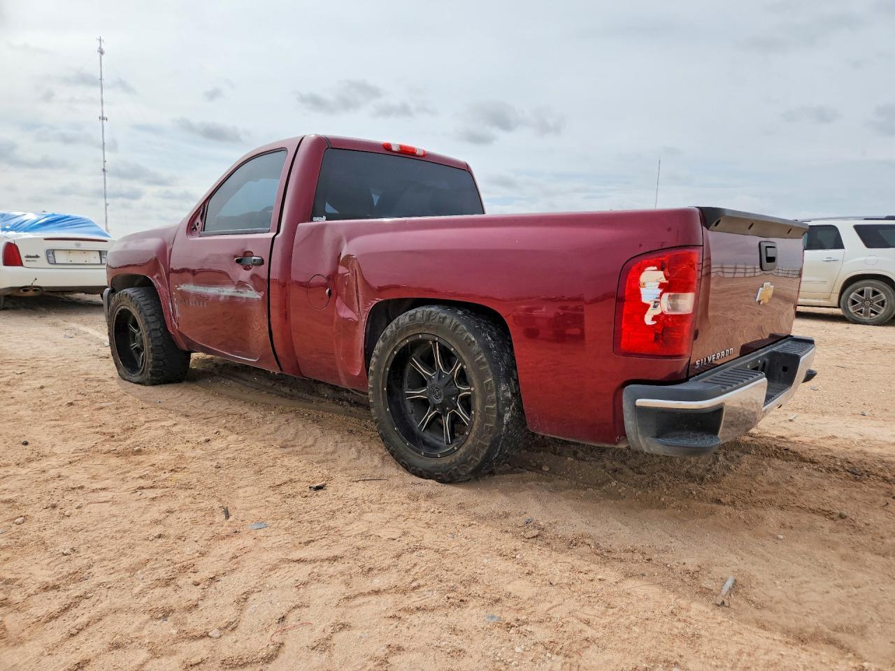 2013 Chevrolet Silverado C1500 - zdjęcie 2