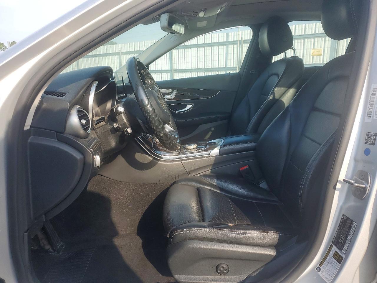 2017 Mercedes-Benz C 300 4Matic - zdjęcie 7