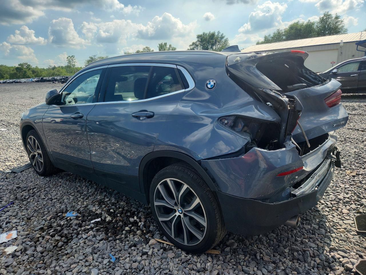 2023 BMW X2 xDrive28I - zdjęcie 2