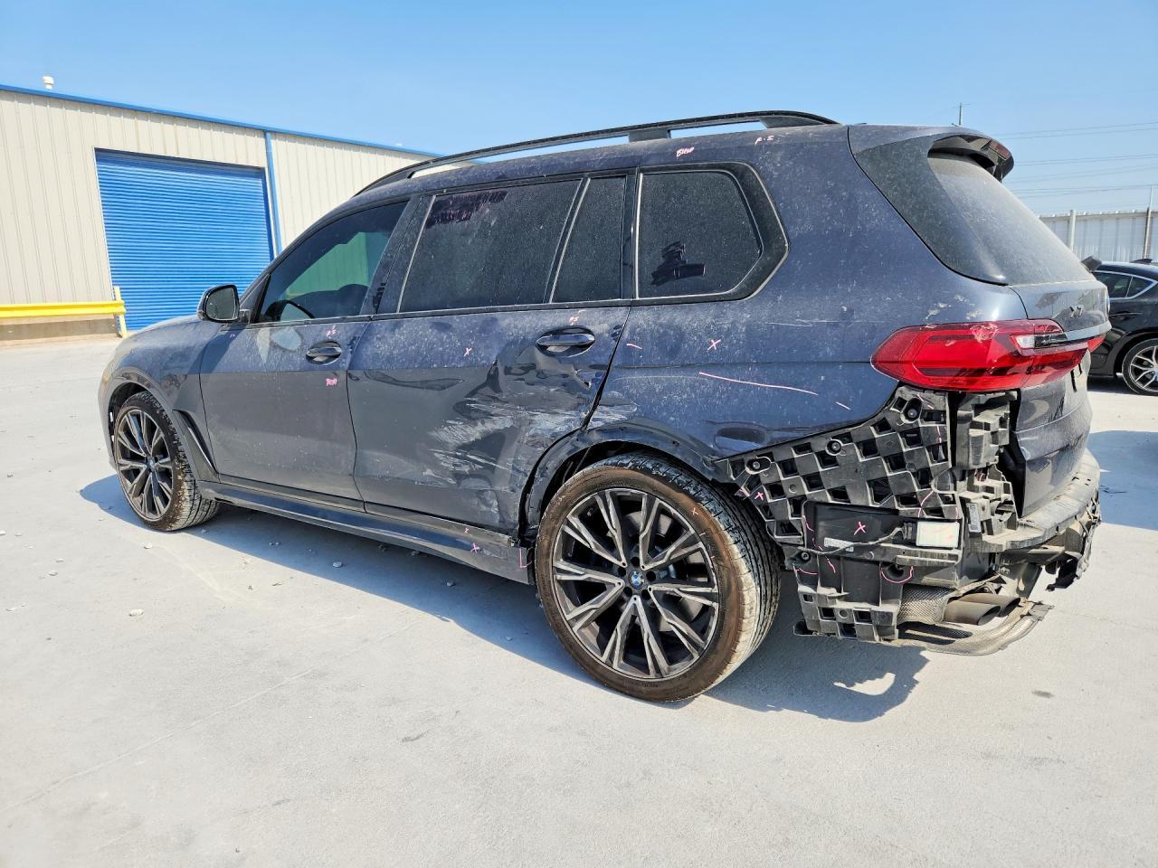 2020 BMW X7 M50I - zdjęcie 2