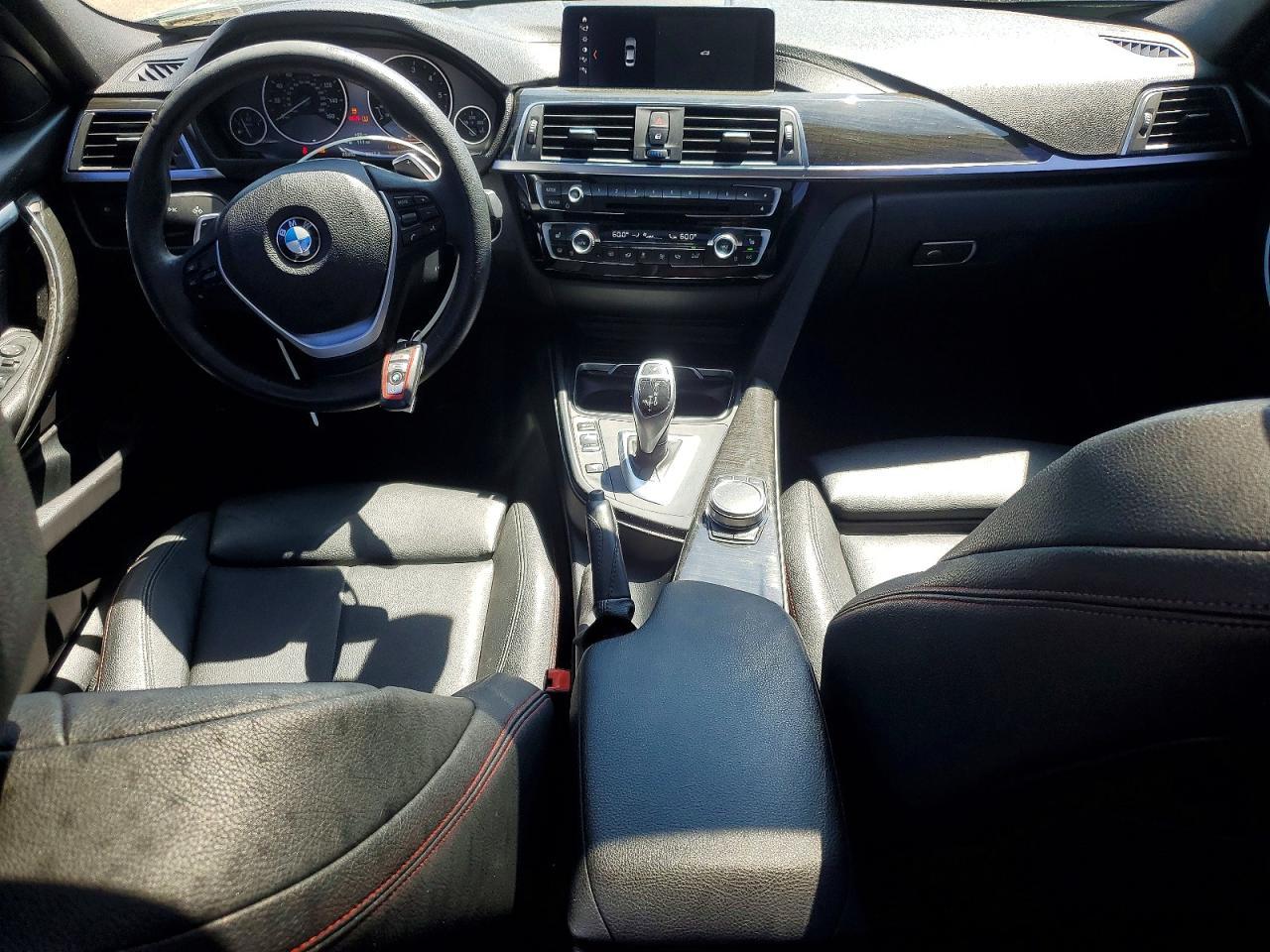 2018 BMW 328 D xDrive - zdjęcie 8