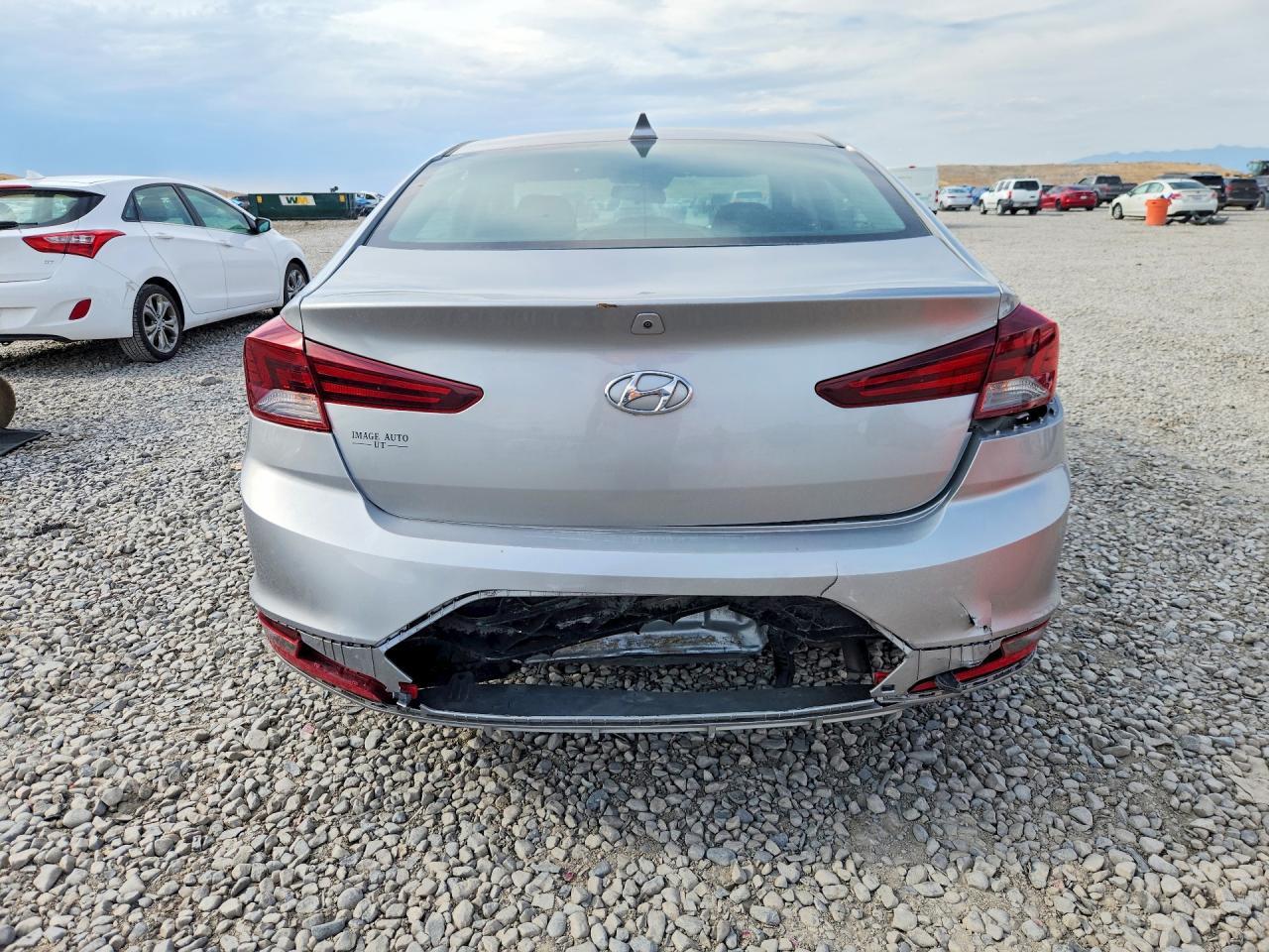 2020 Hyundai Elantra Sel - zdjęcie 6