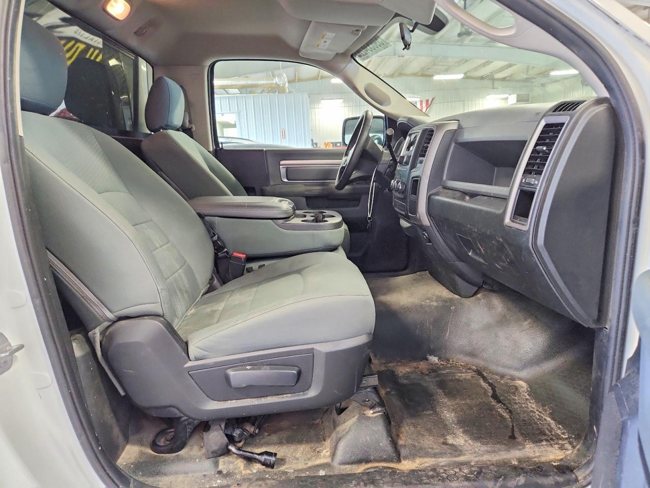 2016 Ram 1500 St - zdjęcie 10