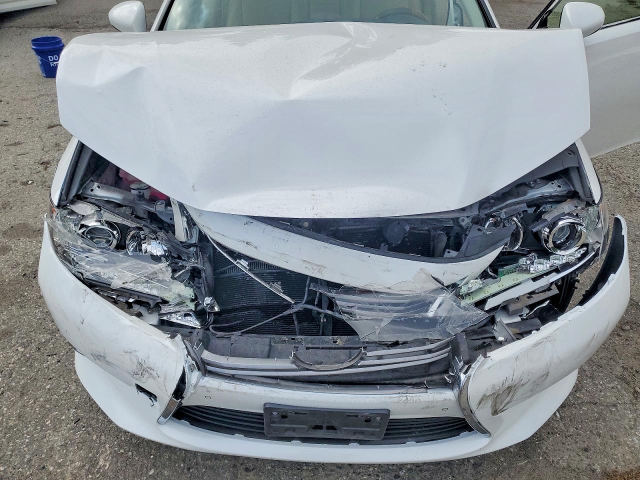 2015 Lexus Es 300H - zdjęcie 11