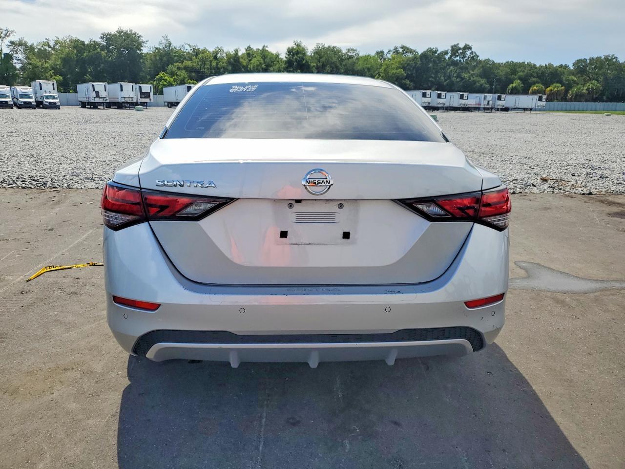 2023 Nissan Sentra S - zdjęcie 6