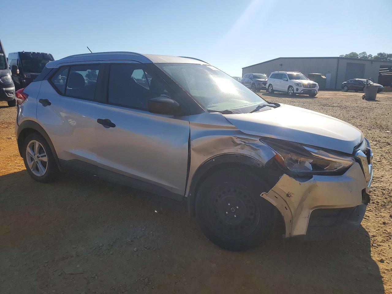 2018 Nissan Kicks S - zdjęcie 4