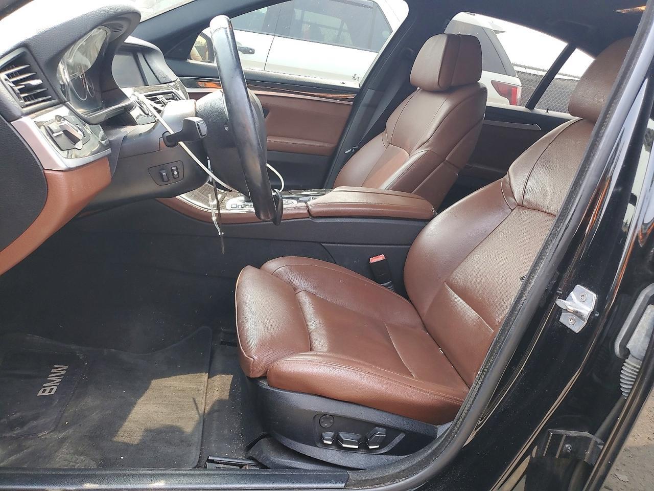 2013 BMW 535 Xi - zdjęcie 7