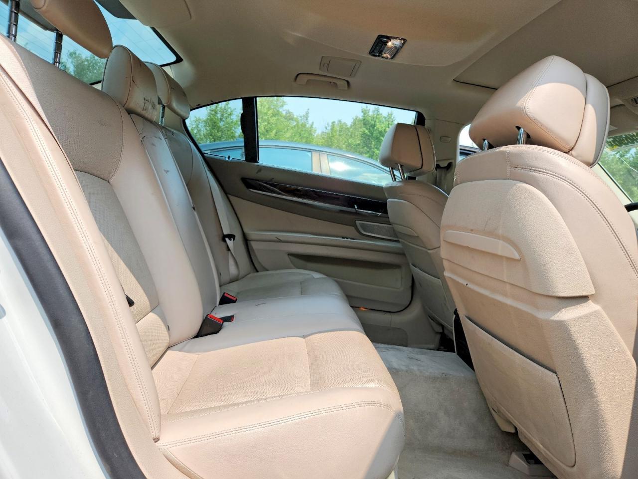 2013 BMW 750 Lxi - zdjęcie 10