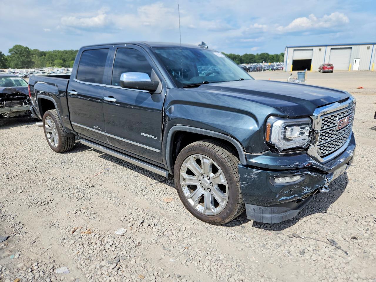 2017 GMC Sierra K1500 Denali - zdjęcie 4