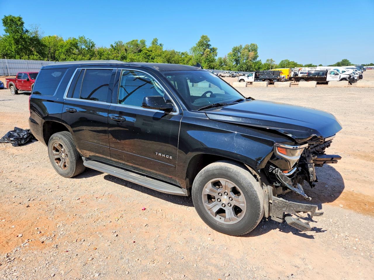 2018 Chevrolet Tahoe C1500 Ls - zdjęcie 4