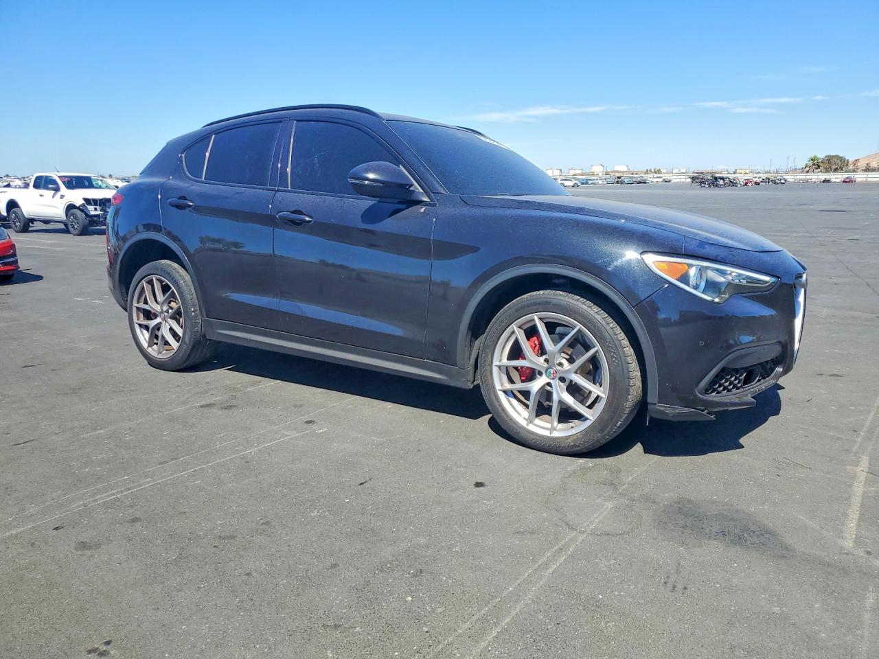 2018 Alfa Romeo Stelvio Ti Sport - zdjęcie 4