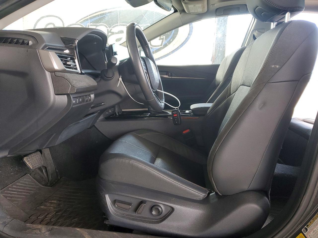 2025 Toyota Camry Xle - zdjęcie 7