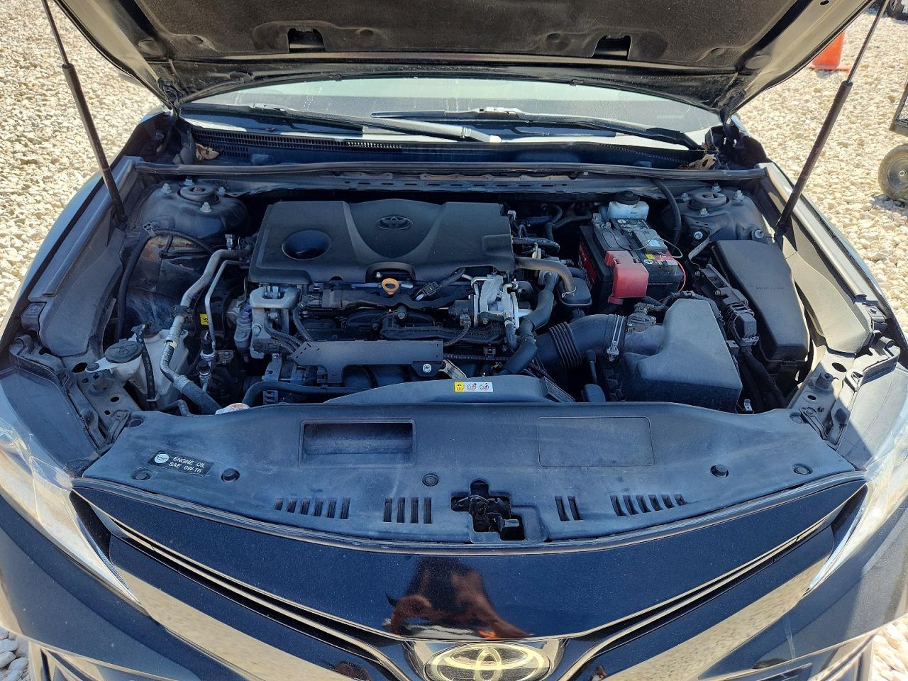 2020 Toyota Camry Le - zdjęcie 11