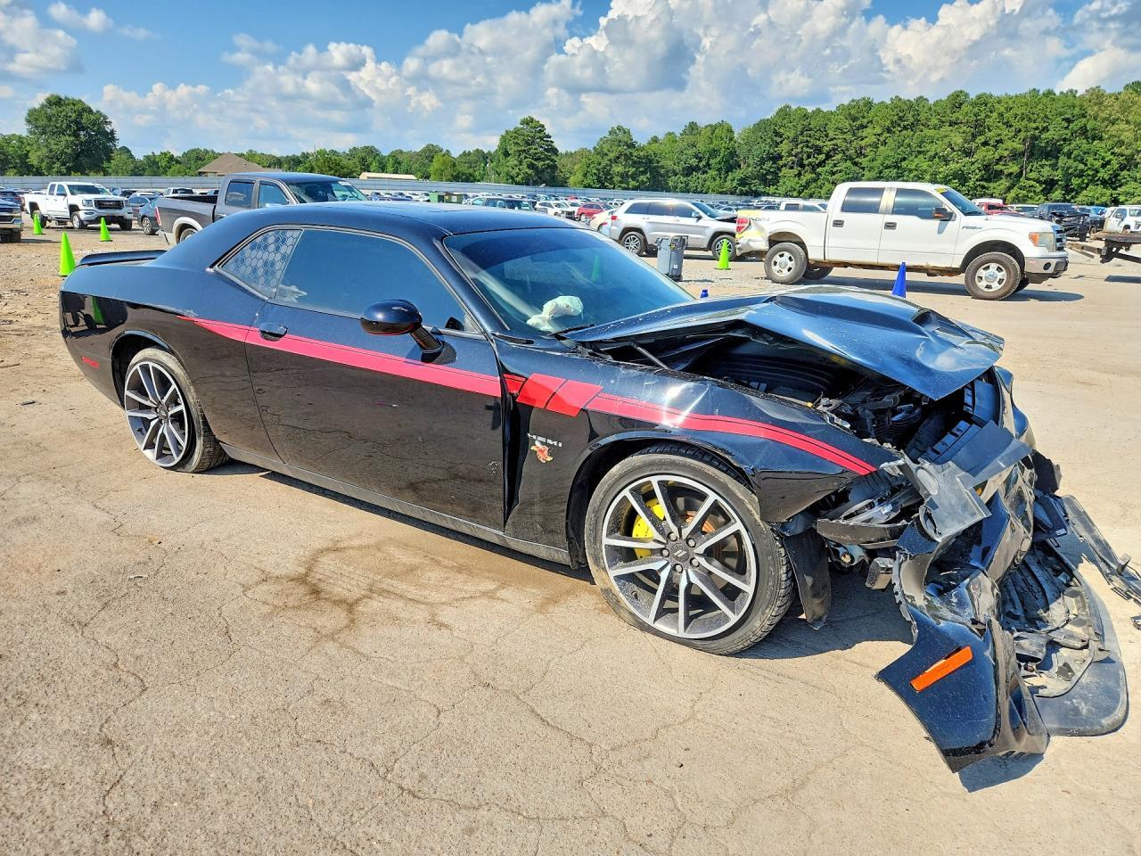 2020 Dodge Challenger R/T - zdjęcie 4