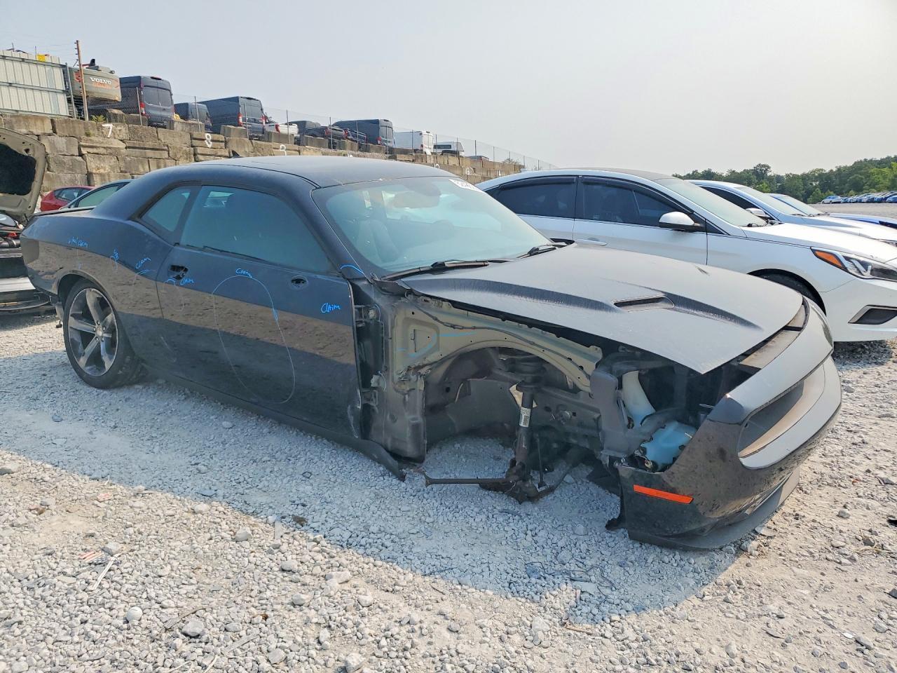 2016 Dodge Challenger Sxt - zdjęcie 4