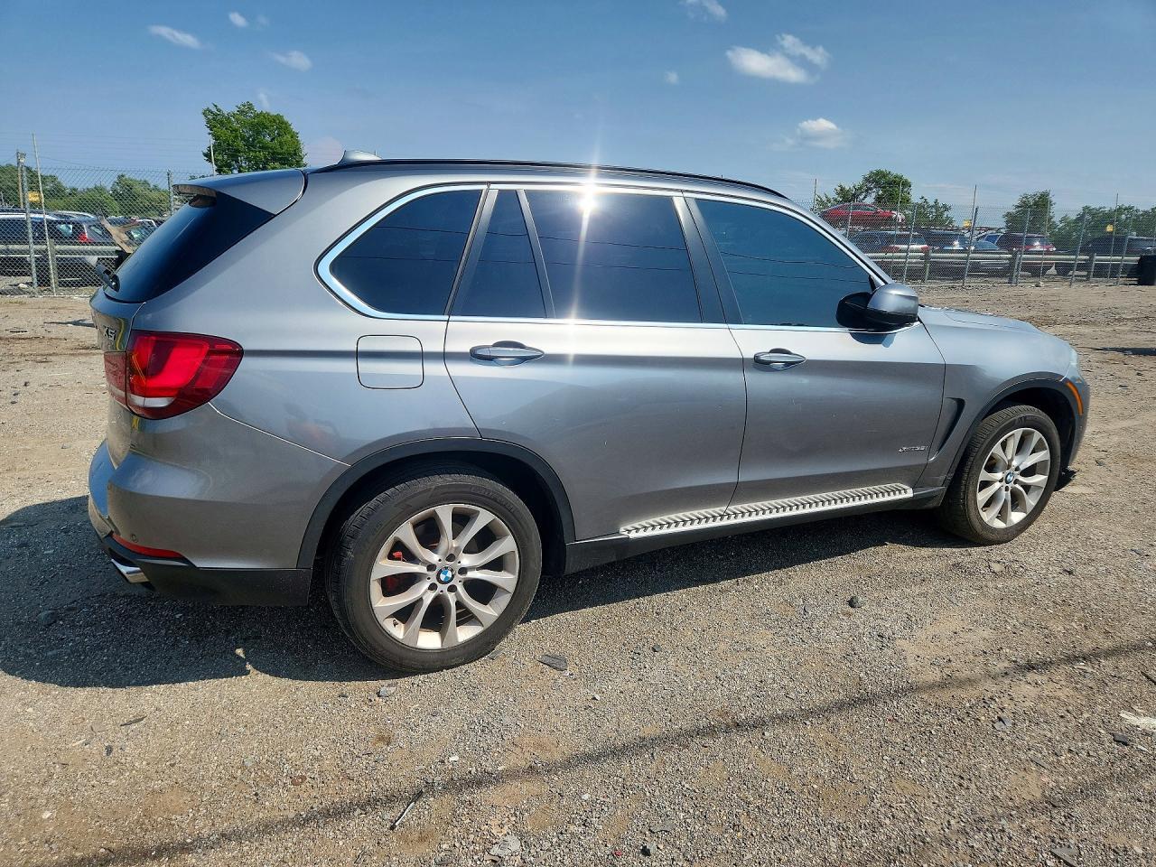 2016 BMW X5 xDrive35I - zdjęcie 3