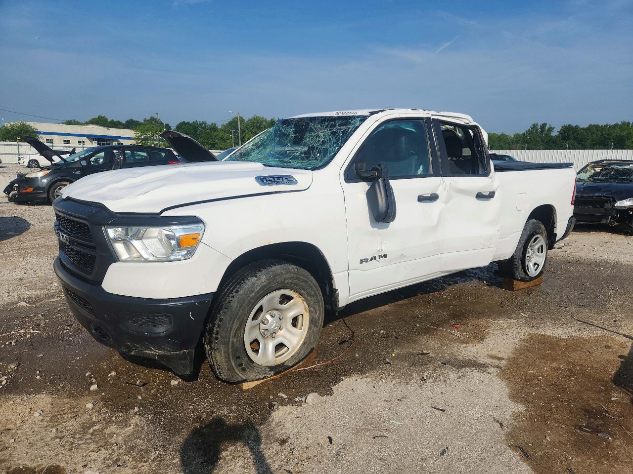 2022 Ram 1500 Tradesman - zdjęcie główne