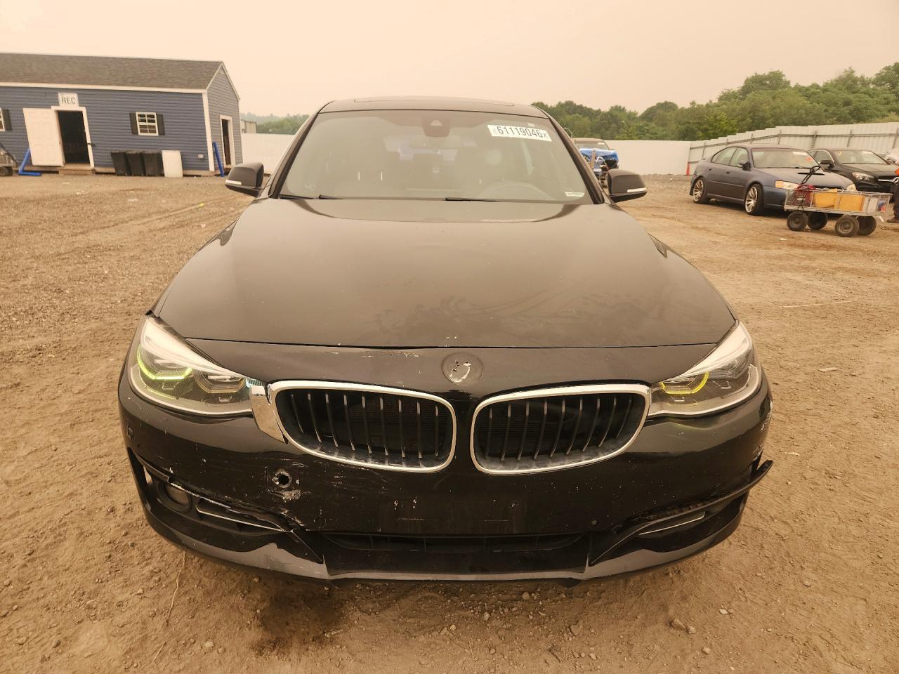 2017 BMW Seria 3 330i - zdjęcie 5