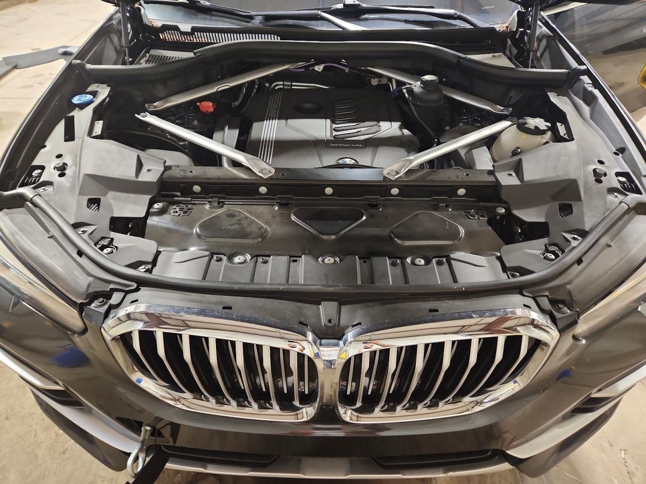 2022 BMW X5 xDrive40I - zdjęcie 12