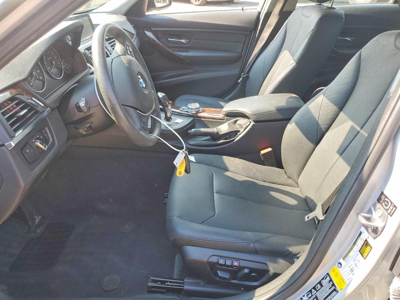 2015 BMW Seria 3 328i - zdjęcie 7