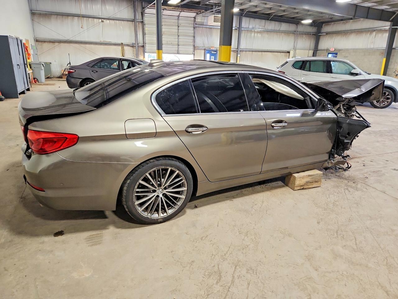 2017 BMW 540 I - zdjęcie 3