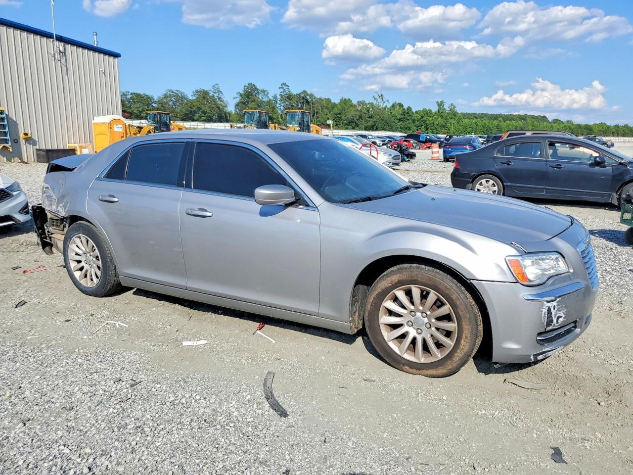 2014 Chrysler 300 - zdjęcie 4