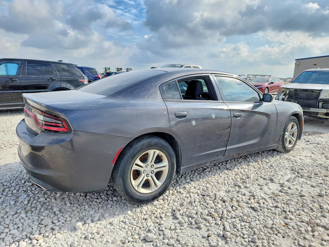 2018 Dodge Charger Sxt - zdjęcie 3