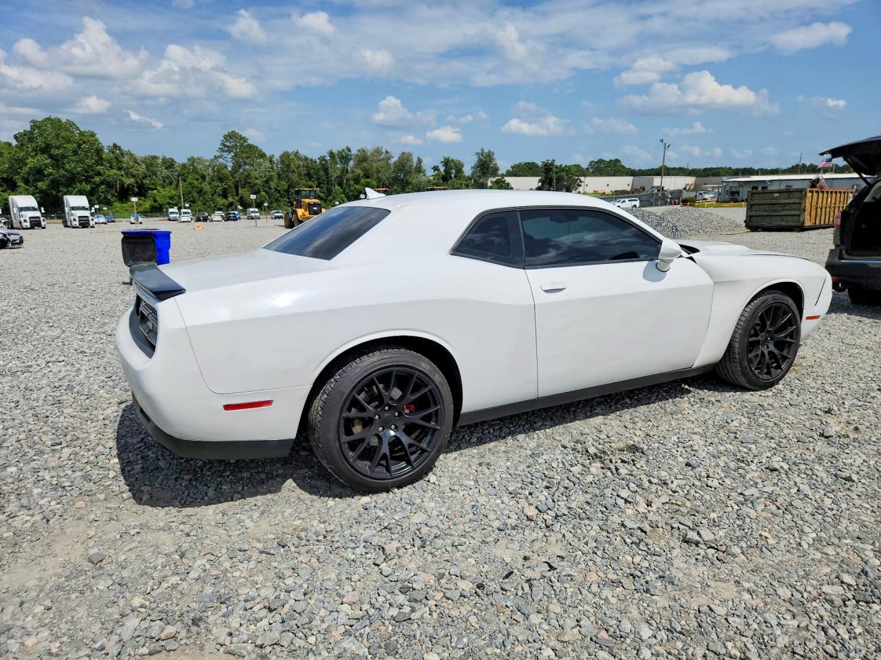 2016 Dodge Challenger Sxt - zdjęcie 3