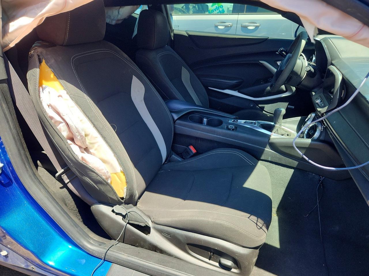 2017 Chevrolet Camaro Ls - zdjęcie 10