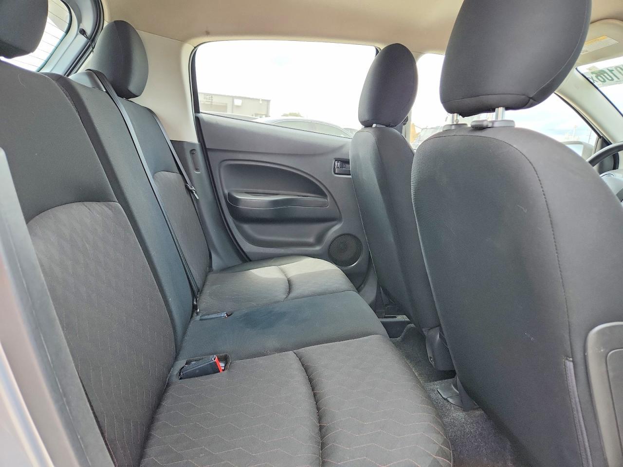 2021 Mitsubishi Mirage Es - zdjęcie 10