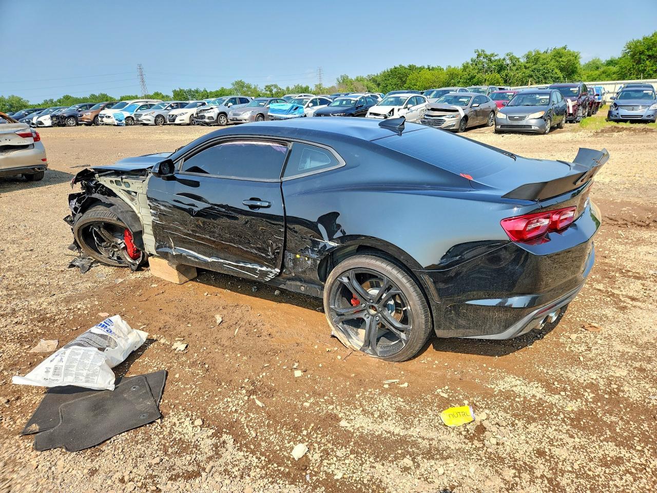 2022 Chevrolet Camaro Lt1 - zdjęcie 2