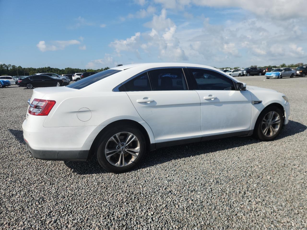 2015 Ford Taurus Sel - zdjęcie 3