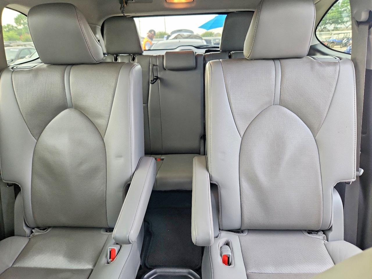 2021 Toyota Highlander Limited - zdjęcie 10