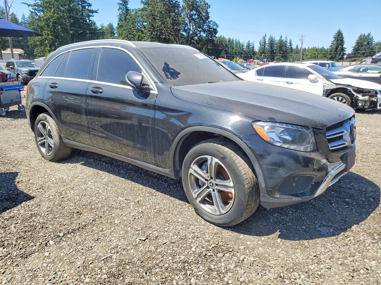 2017 Mercedes-Benz Glc 300 4Matic - zdjęcie 4