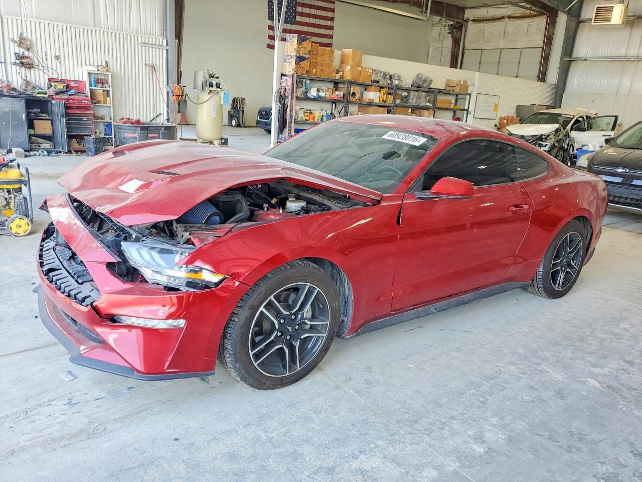 2021 Ford Mustang - zdjęcie główne