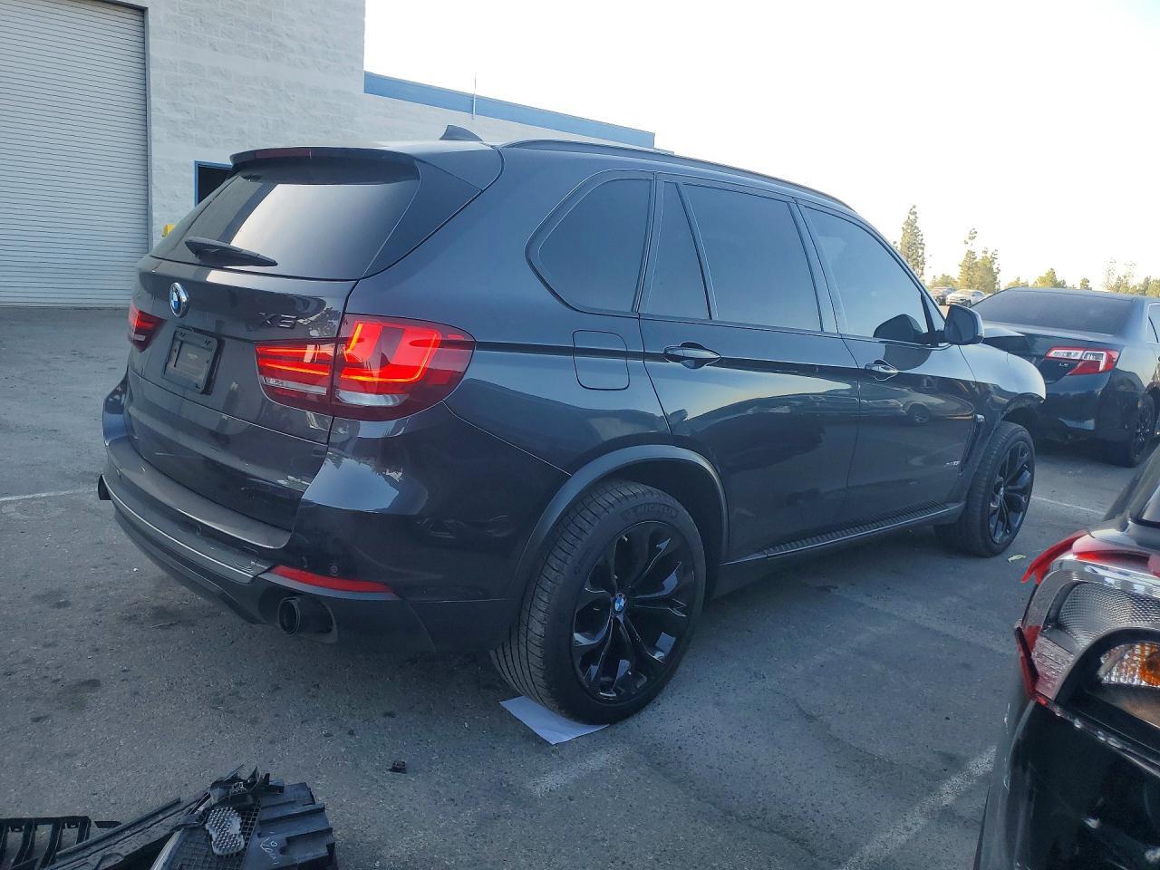 2017 BMW X5 xDrive35I - zdjęcie 3