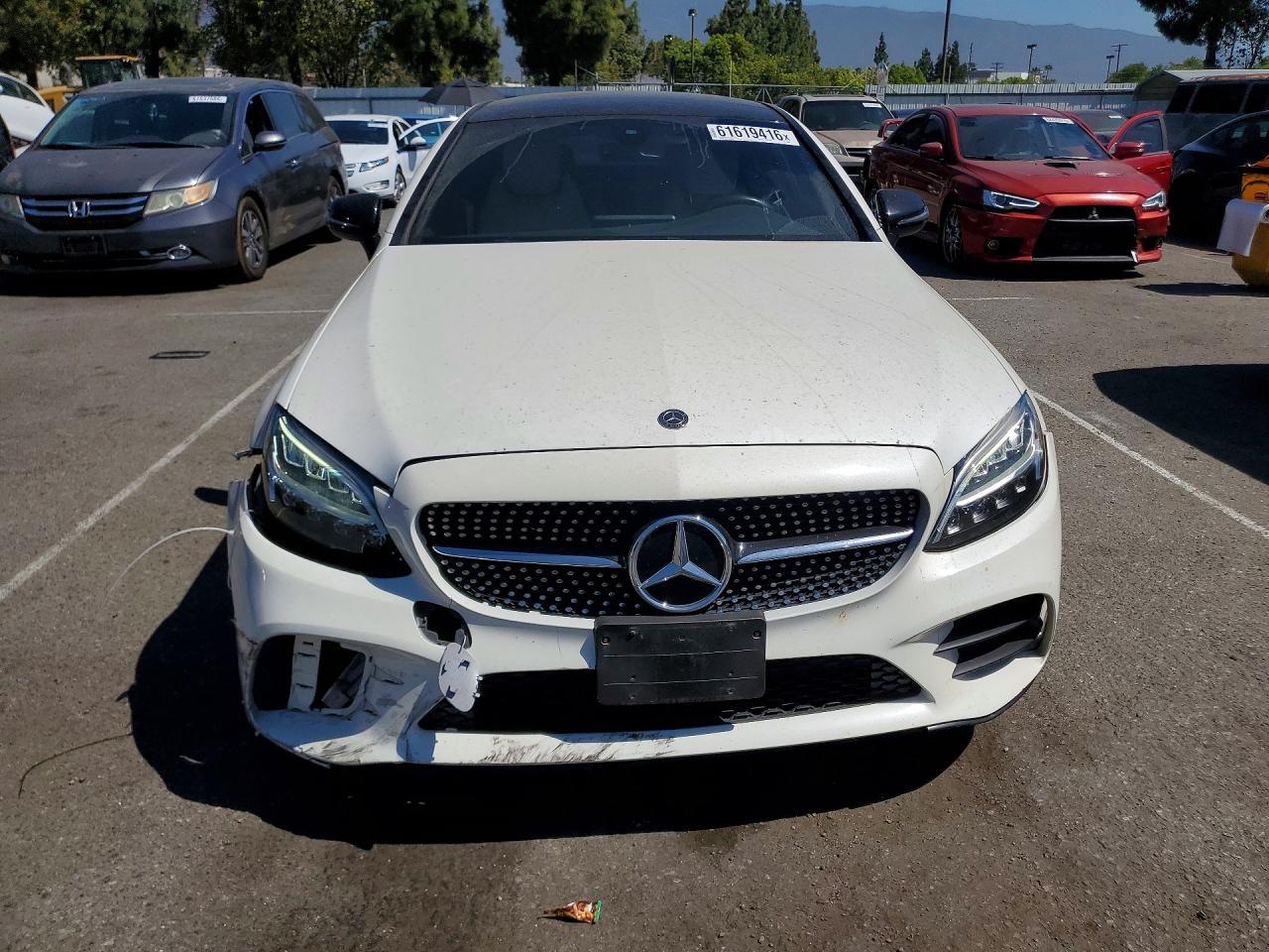 2019 Mercedes-Benz C 300 - zdjęcie 5