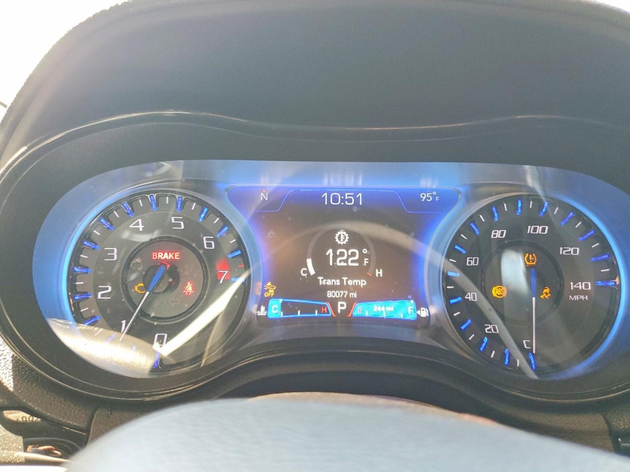 2022 Chrysler 300 S - zdjęcie 9