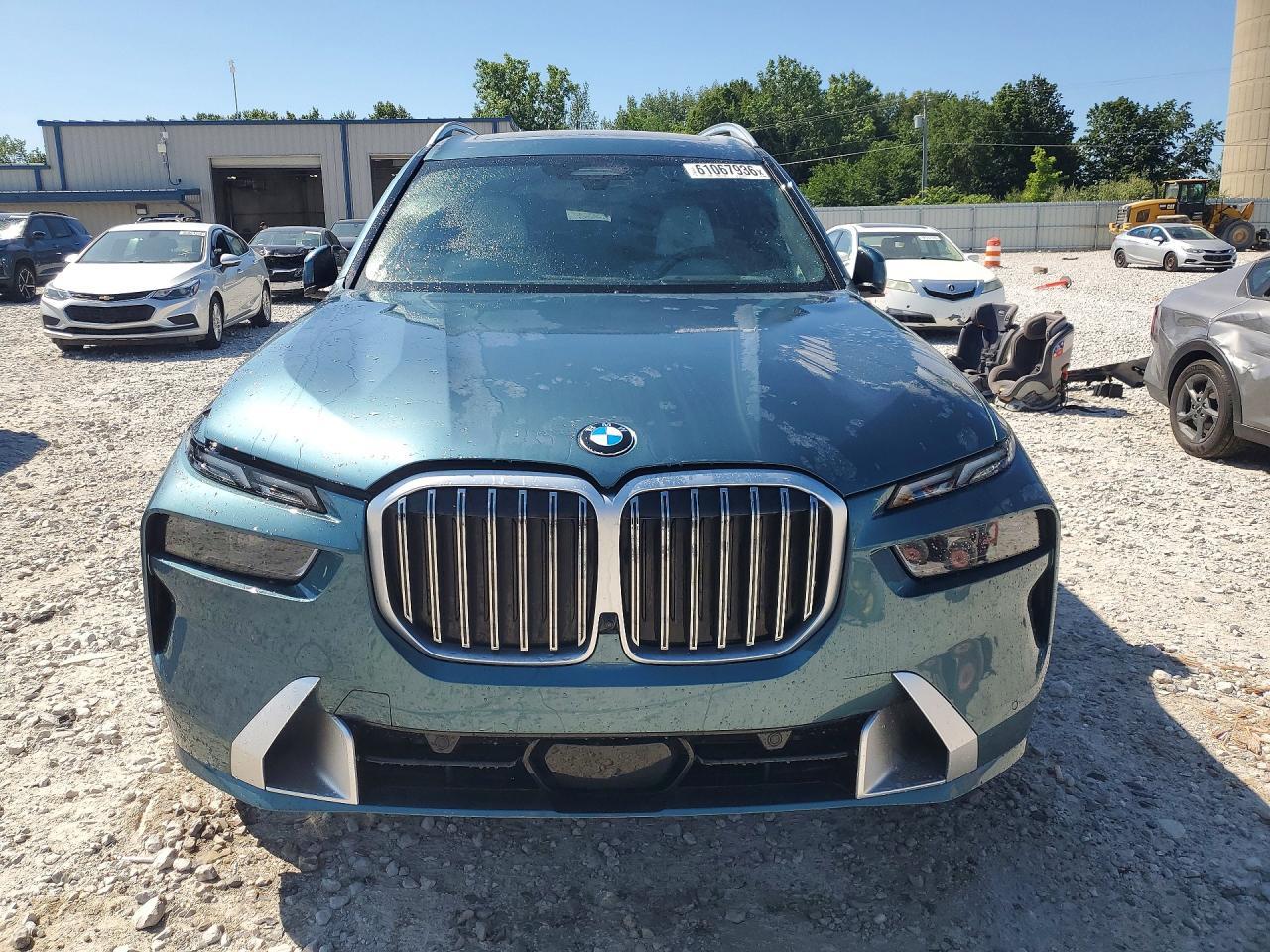 2025 BMW X7 xDrive40I - zdjęcie 5