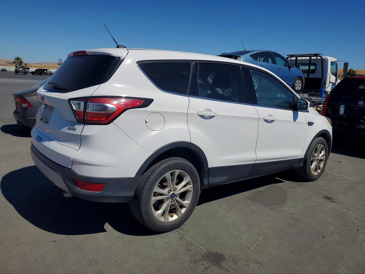 2017 Ford Escape Se - zdjęcie 3