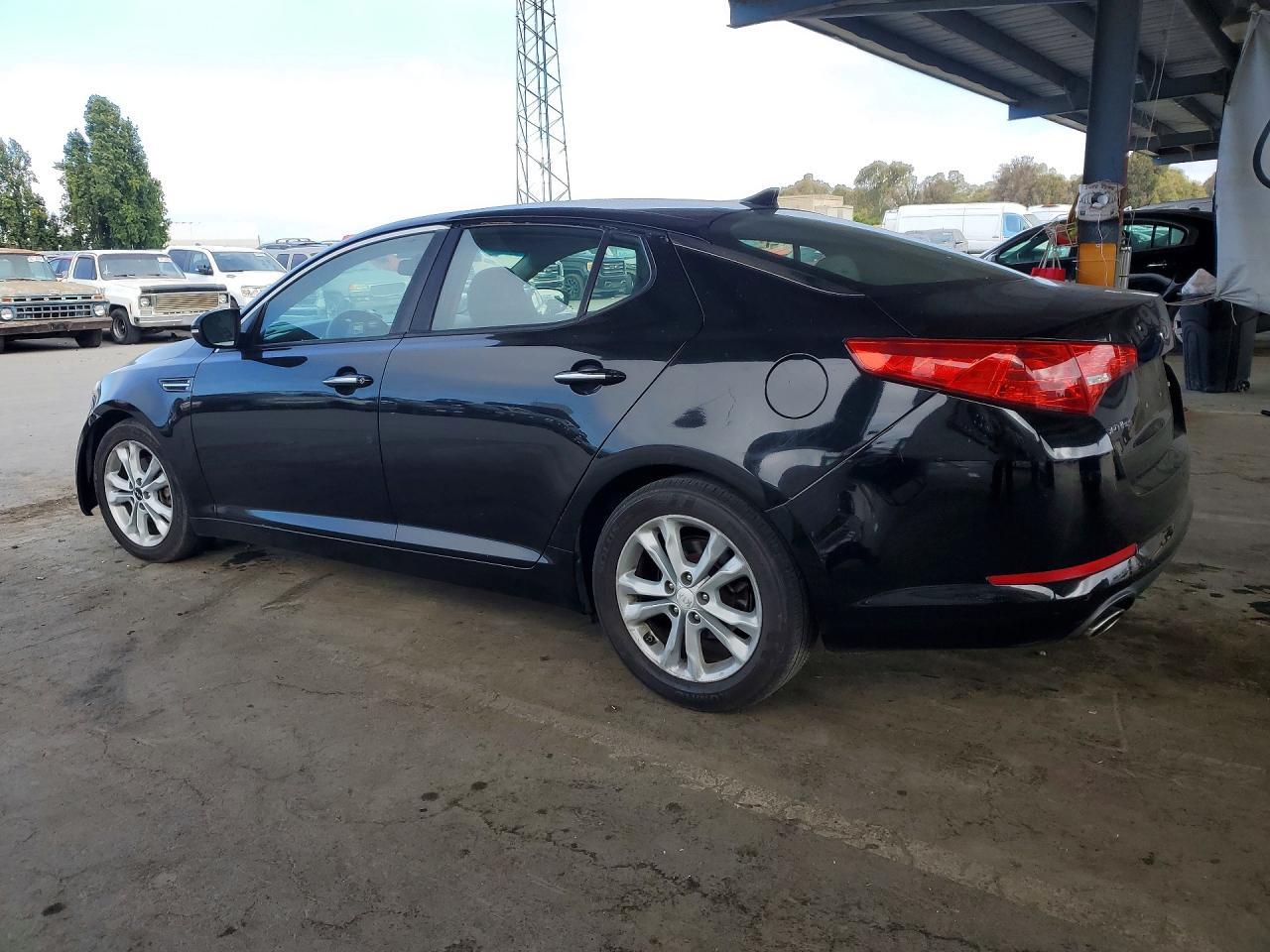 2013 Kia Optima Lx - zdjęcie 2