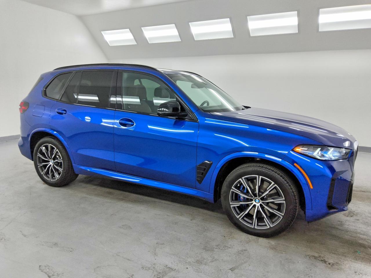 2026 BMW X5 M60I - zdjęcie 4