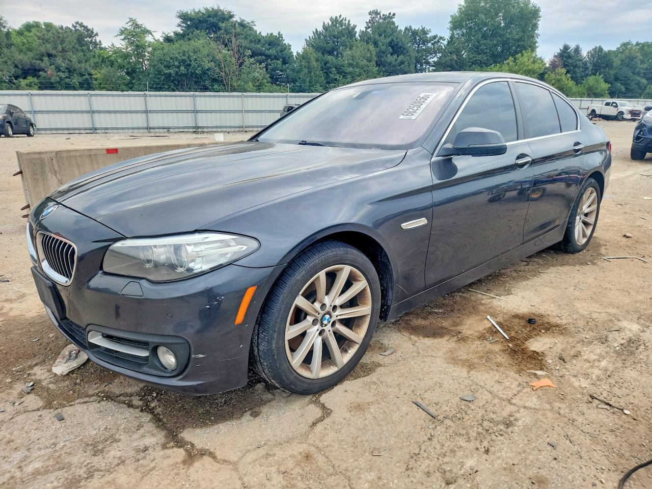 2015 BMW Seria 5 535i - zdjęcie główne