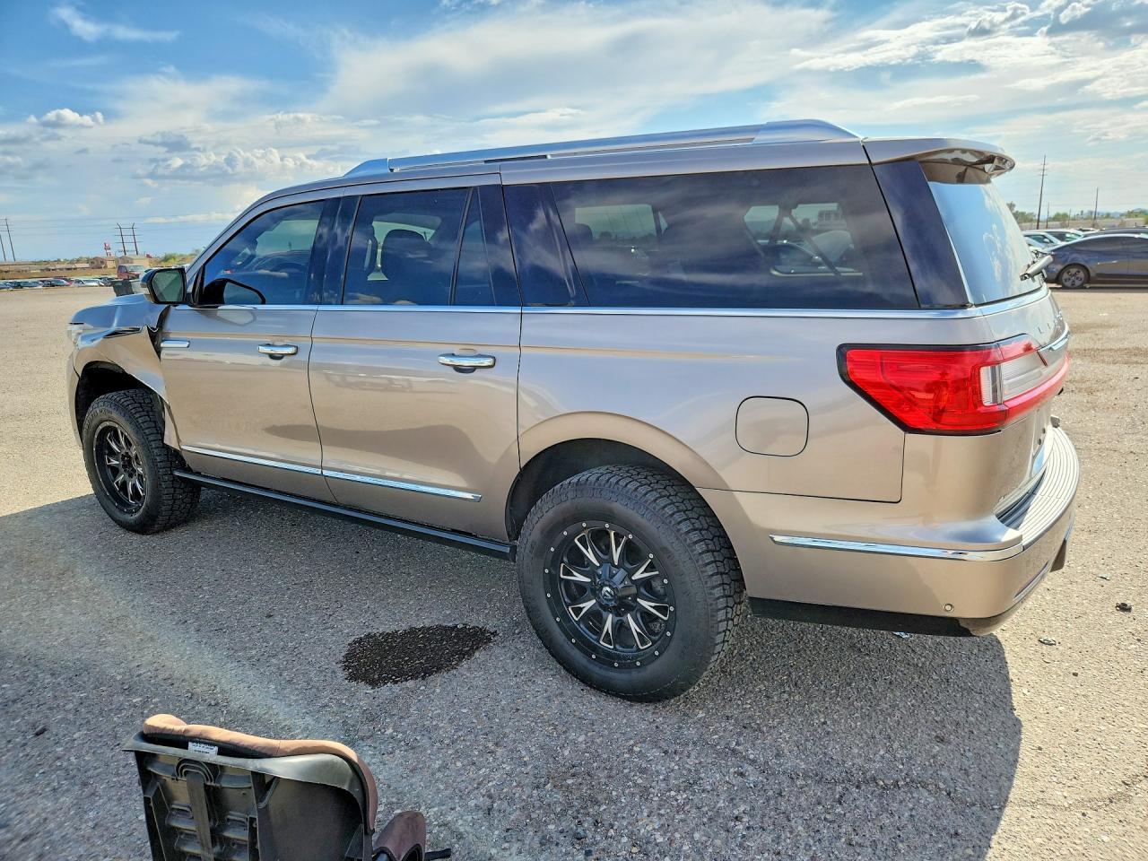 2018 Lincoln Navigator L Reserve - zdjęcie 2