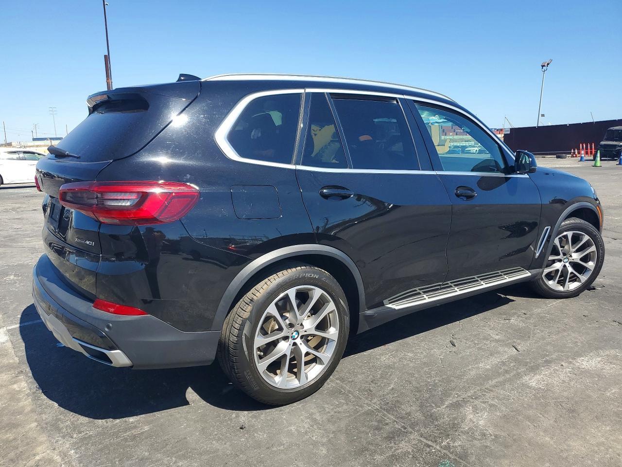 2019 BMW X5 xDrive40I - zdjęcie 3