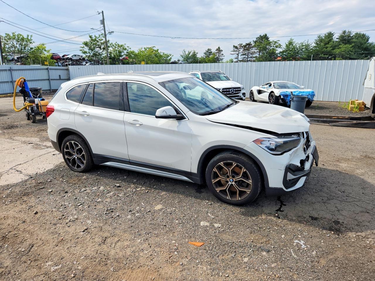 2020 BMW X1 xDrive28I - zdjęcie 4