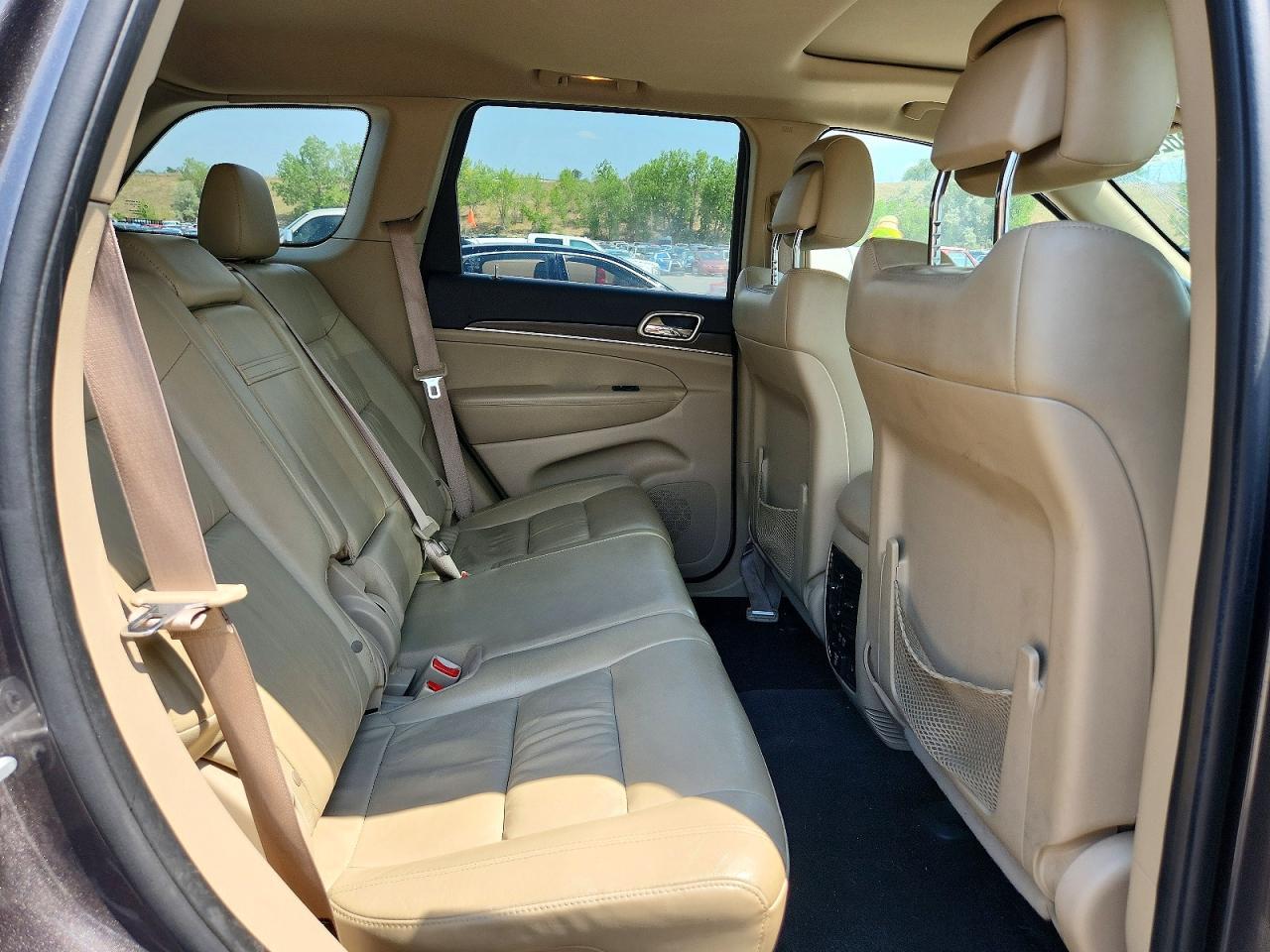 2015 Jeep Grand Cherokee Limited - zdjęcie 11