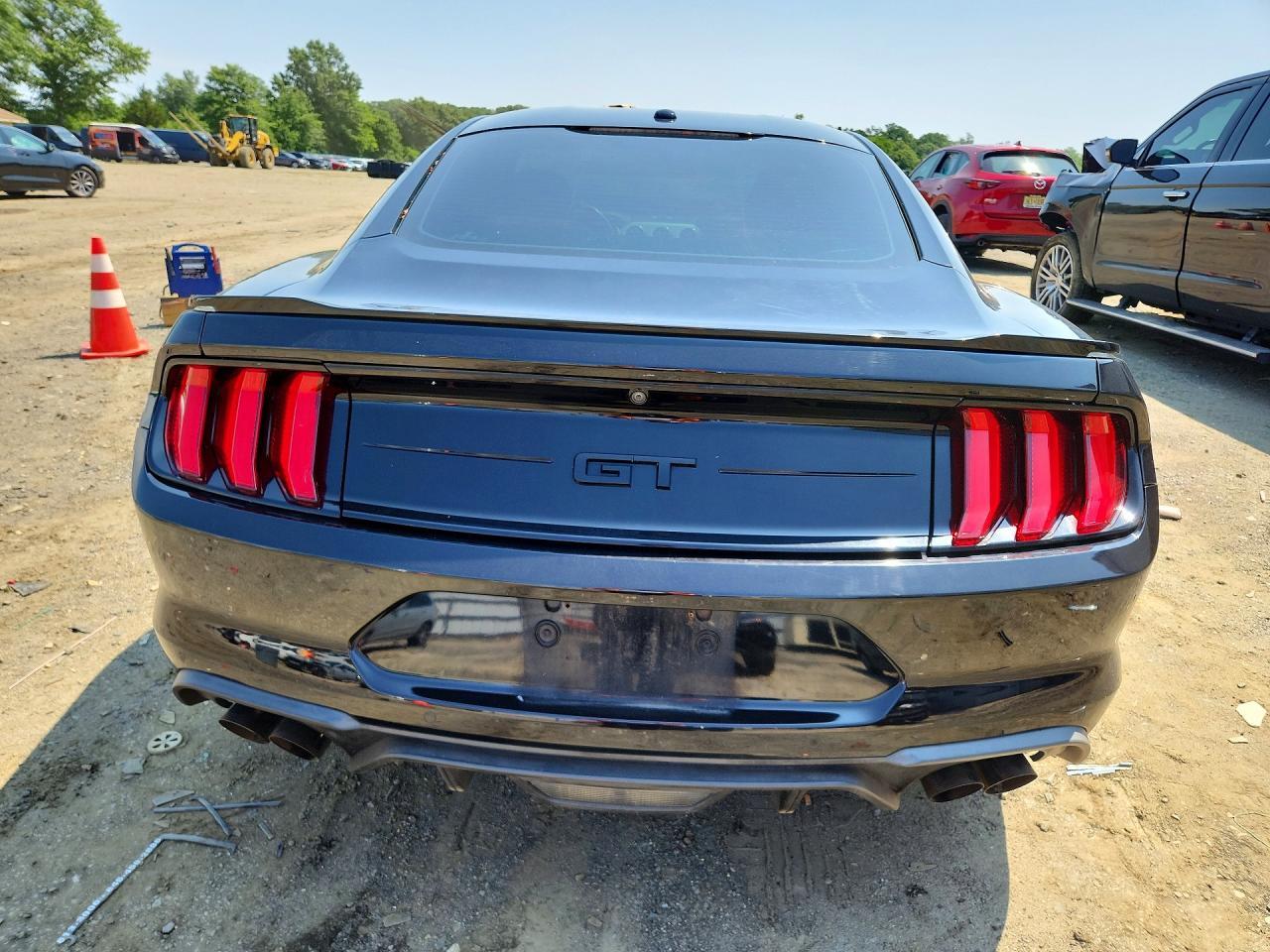 2019 Ford Mustang Gt - zdjęcie 6