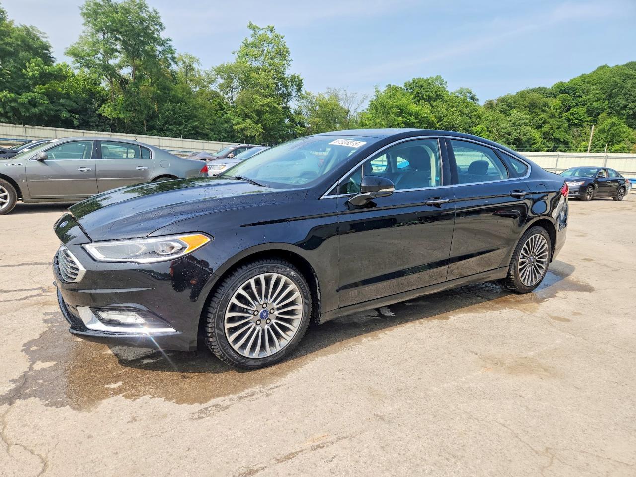 2017 Ford Fusion Titanium - zdjęcie główne