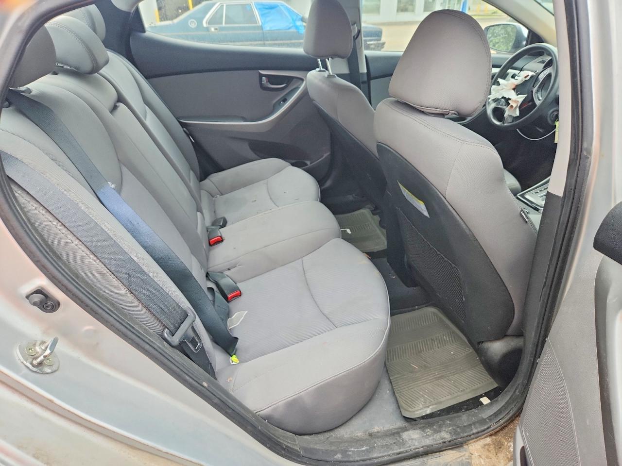 2013 Hyundai Elantra Gls - zdjęcie 10